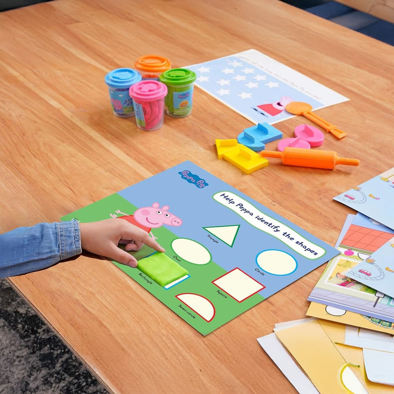 WinMagic Toys Playmagic Peppa Pig Shape N' Learn Dough Activity Set