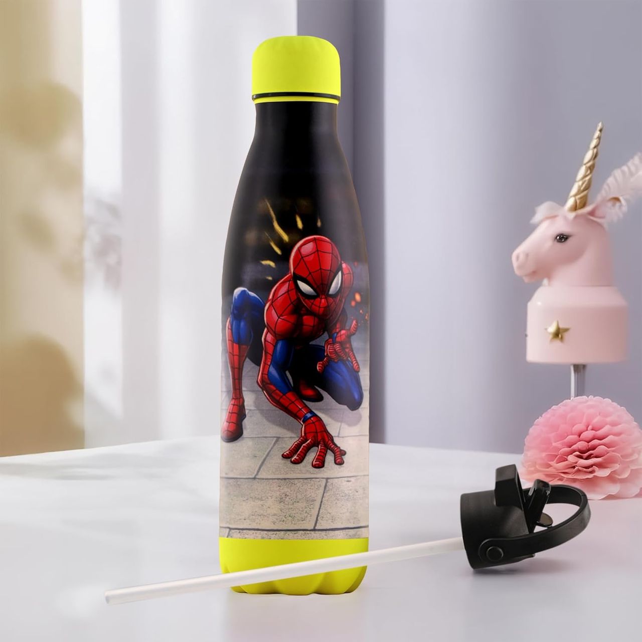 Kuber Industries Marvel Spiderman 500 ml Insulated Sipper Water Bottle with 2 Lids & Straw | Red