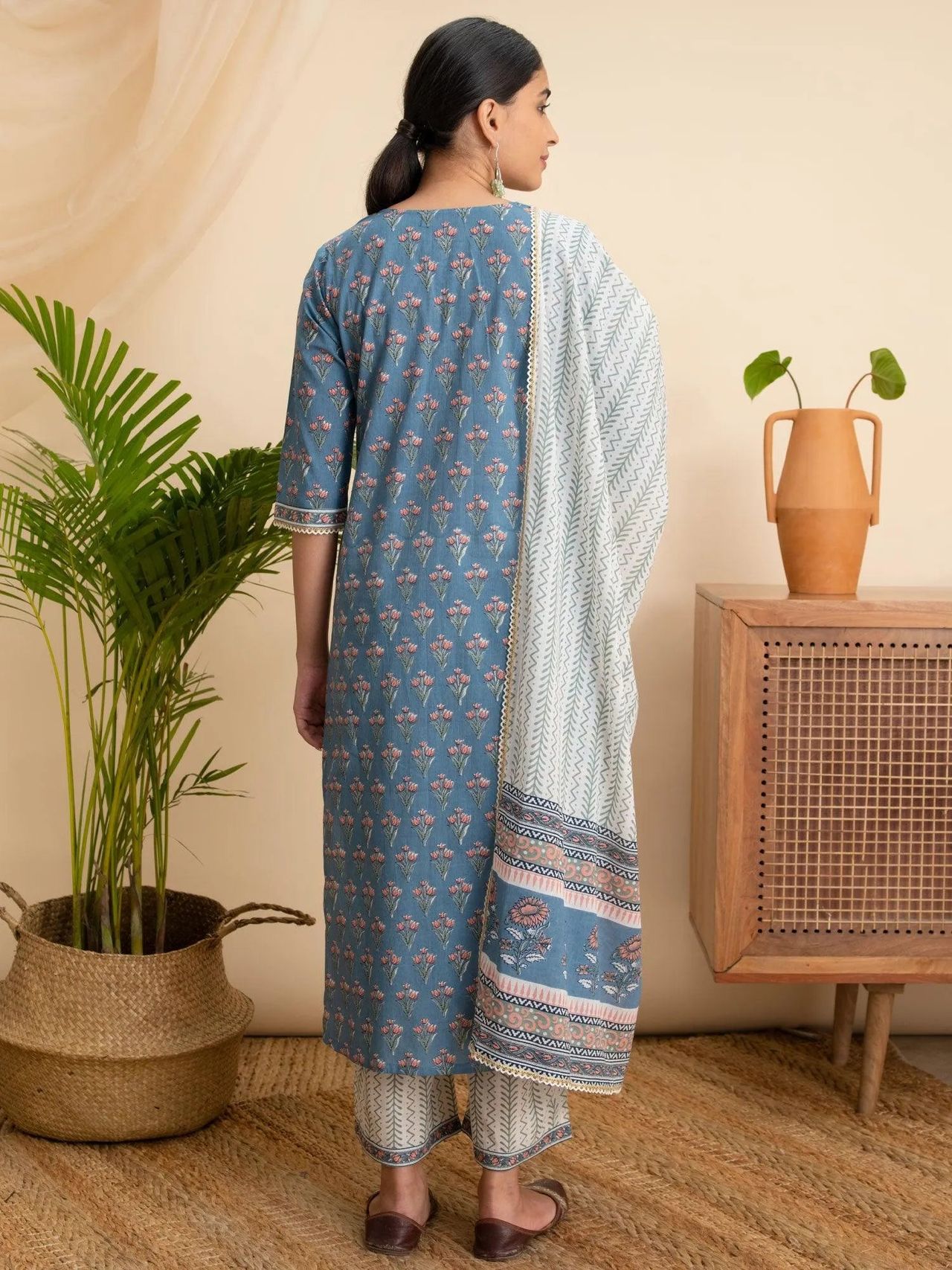 Libas Women Straight Kurta And Palazzo With Dupatta - 20128Om