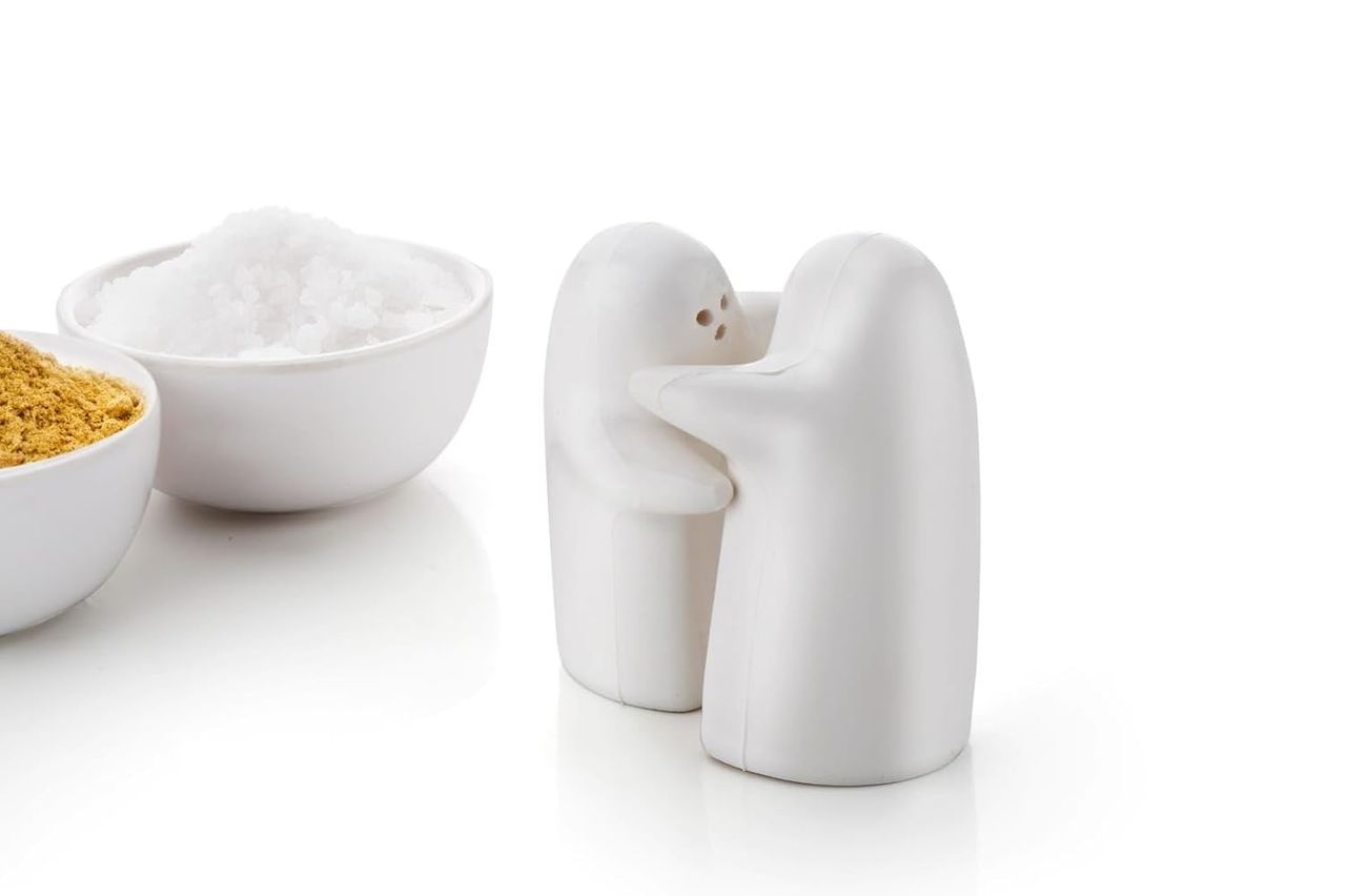 Clazkit Salt And Pepper Shakers Set (Set Of 2, 80 Ml) -Set (White, Black)