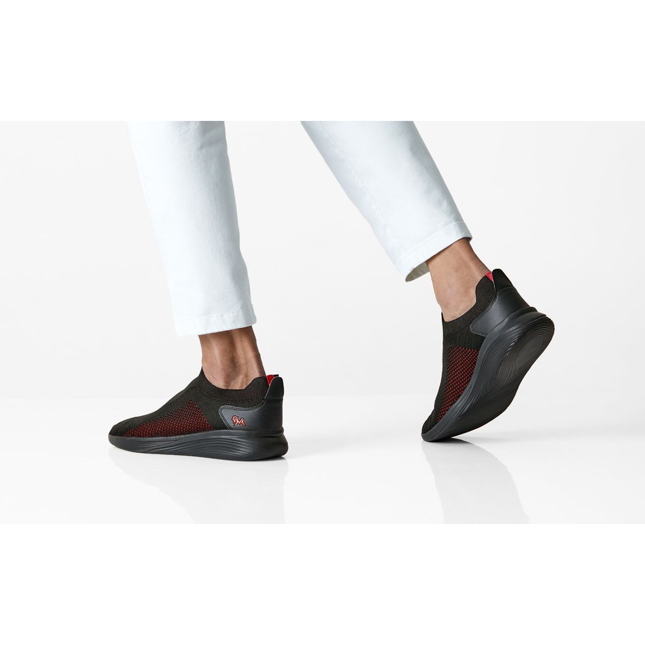 Neeman's The Everyday Basic Slip On Striking Lava -8
