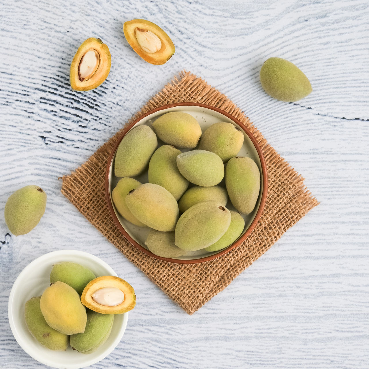 Almond Green 