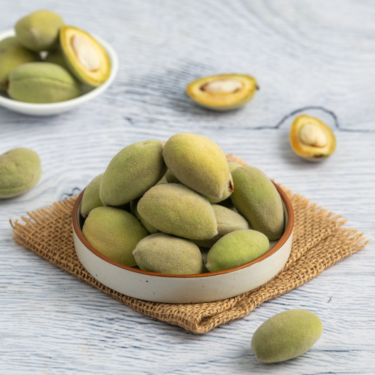 Almond Green 