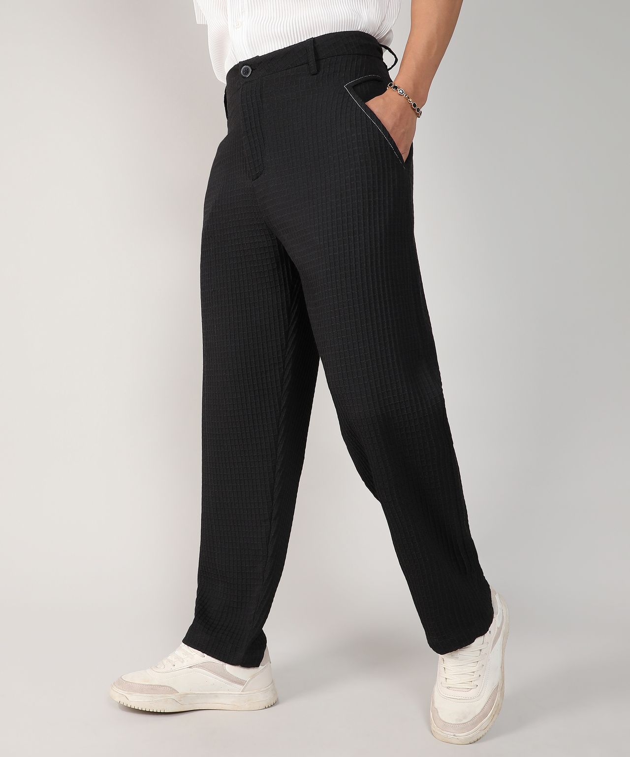 Campus Sutra Men's Onyx Textured Graph Check Trousers | Black - 30