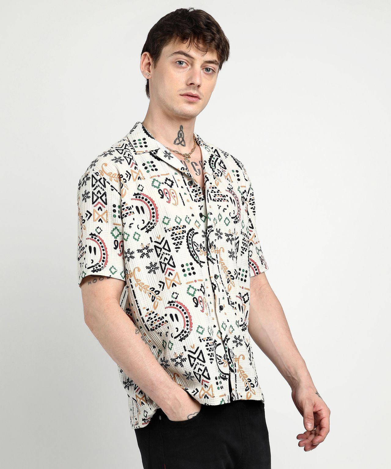 Campus Sutra Men's Oversized Bohemian Shirt | White - M