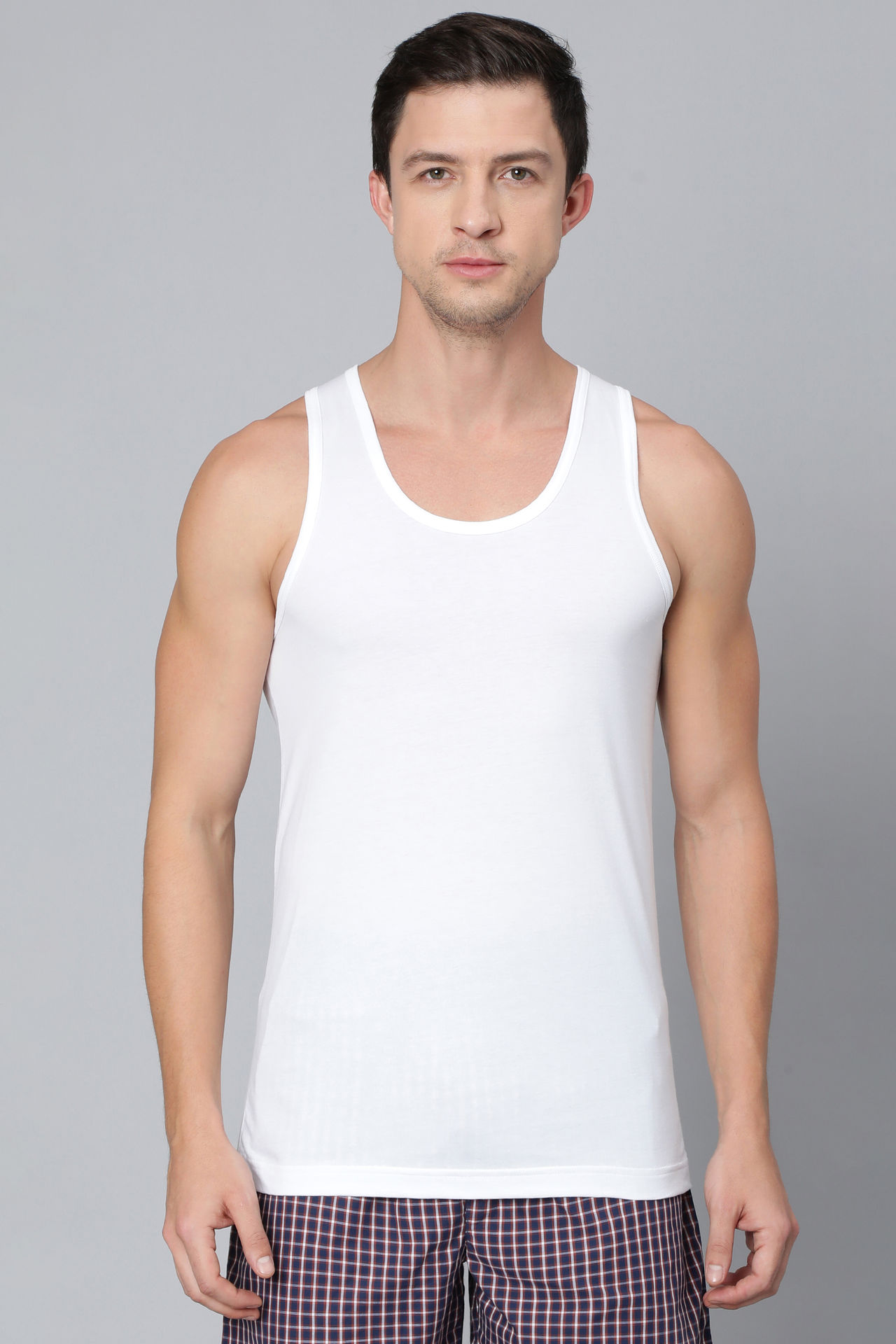 Van Heusen Men Pack Of 2 Moisture Activated & Super Soft Cool It Vest |White-L