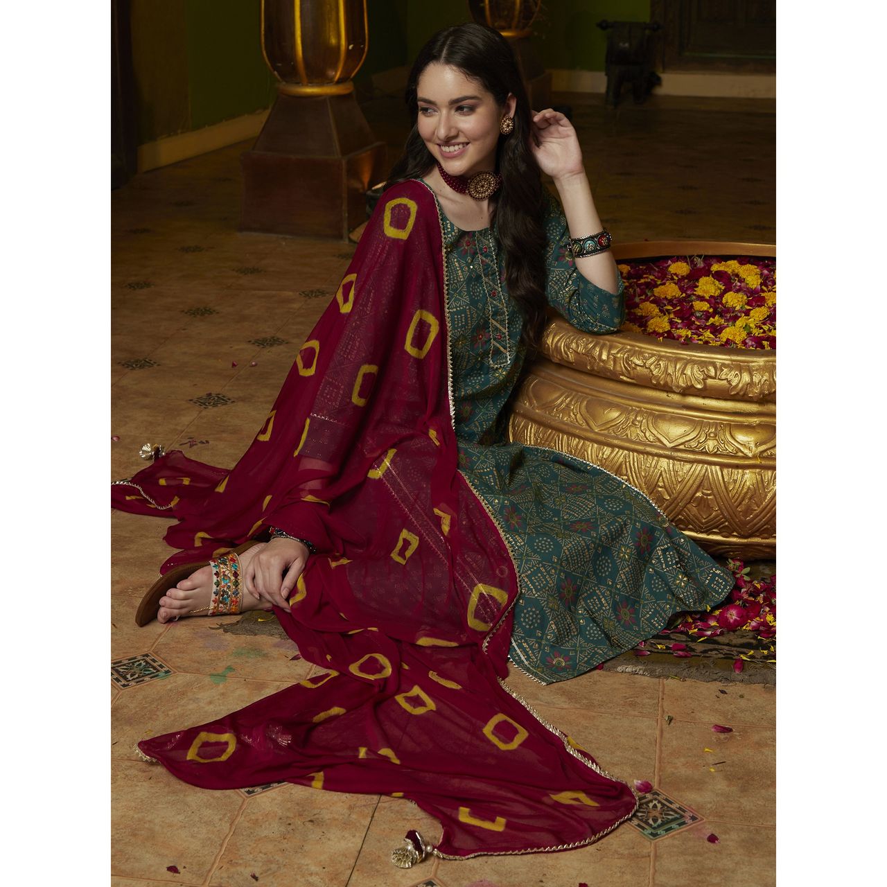 Bandia Women's Abstract Gold Kurta Trouser Set with Tie N Dye Dupatta | BANKS0092 | Green | L