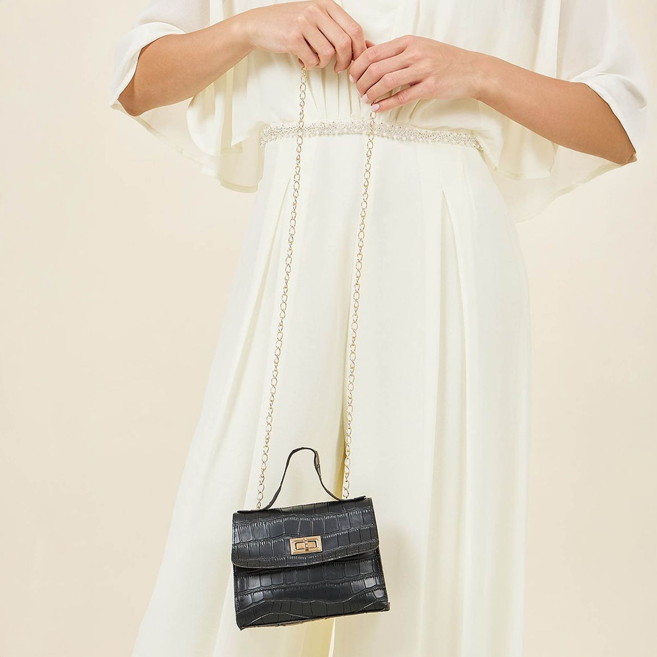 Styli Women's Textured Chain Handbag | Black - Free Size