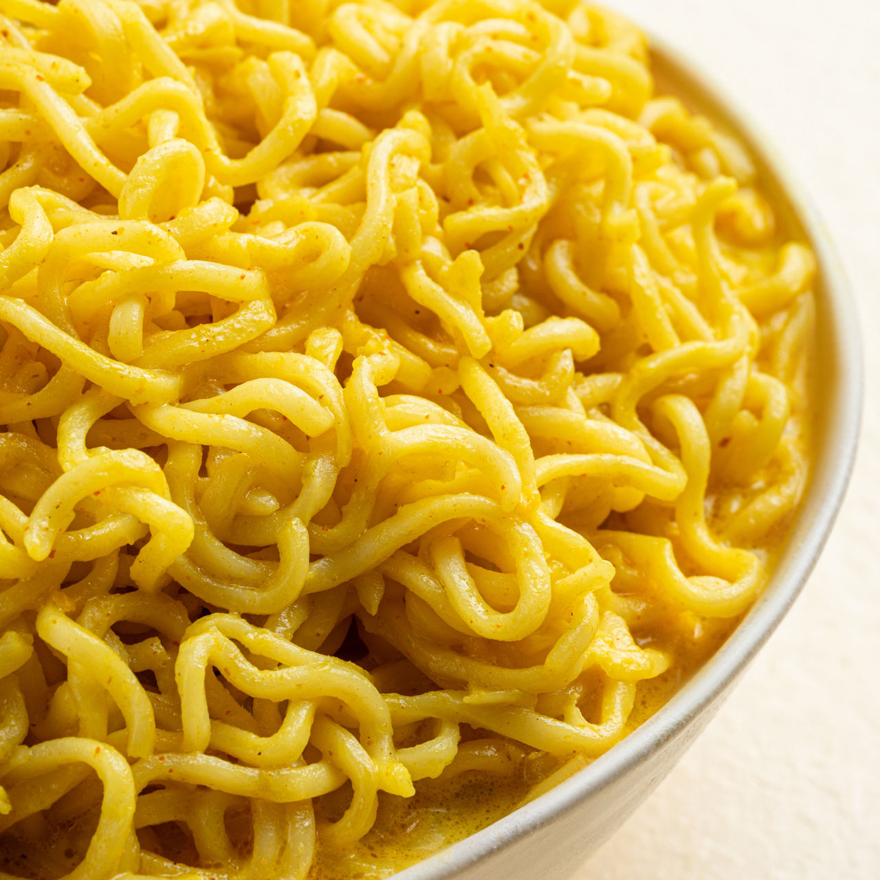 Plain Maggi + Samosa - 2 Pieces