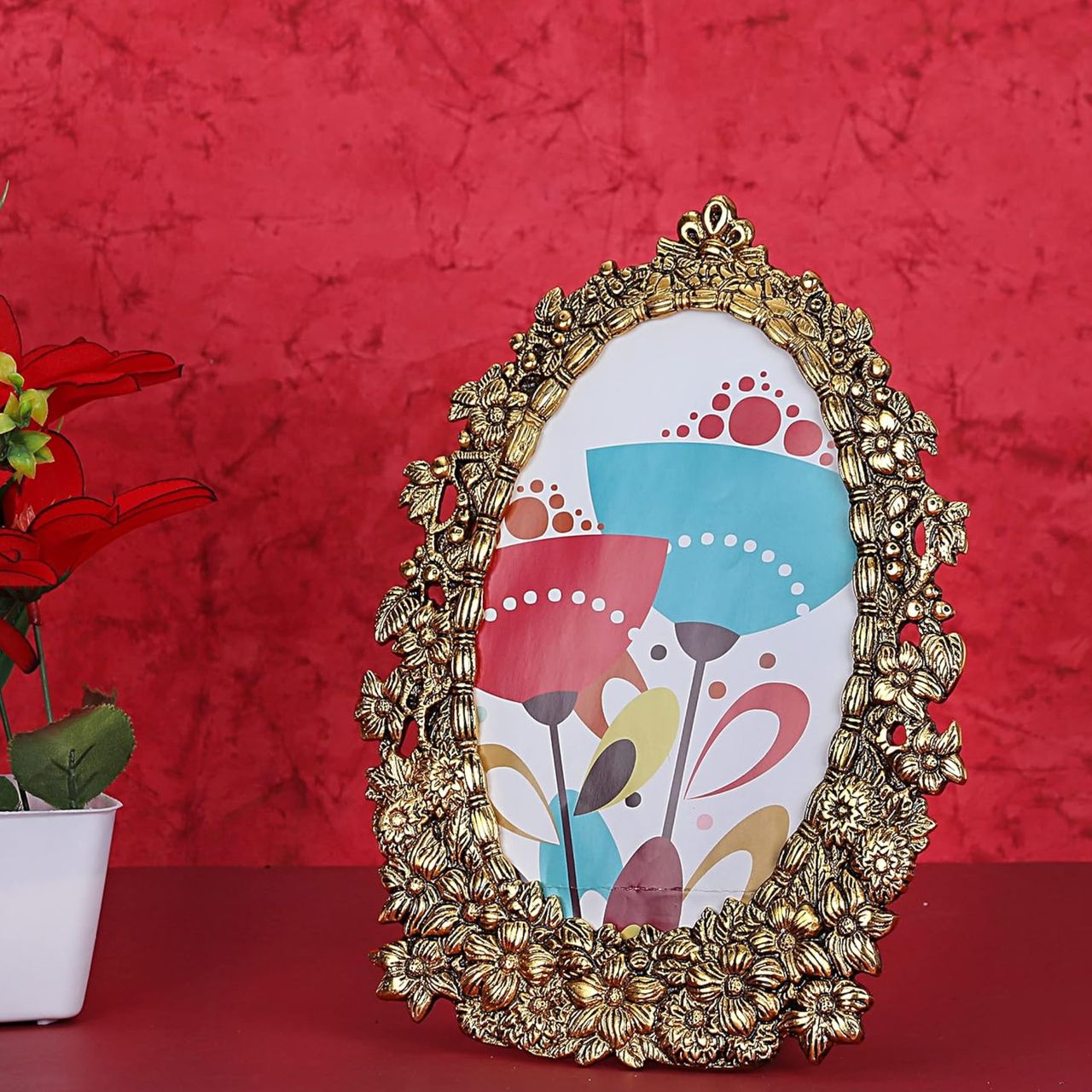 Devnidhii Photo Frame Gold Polish Oval Shape