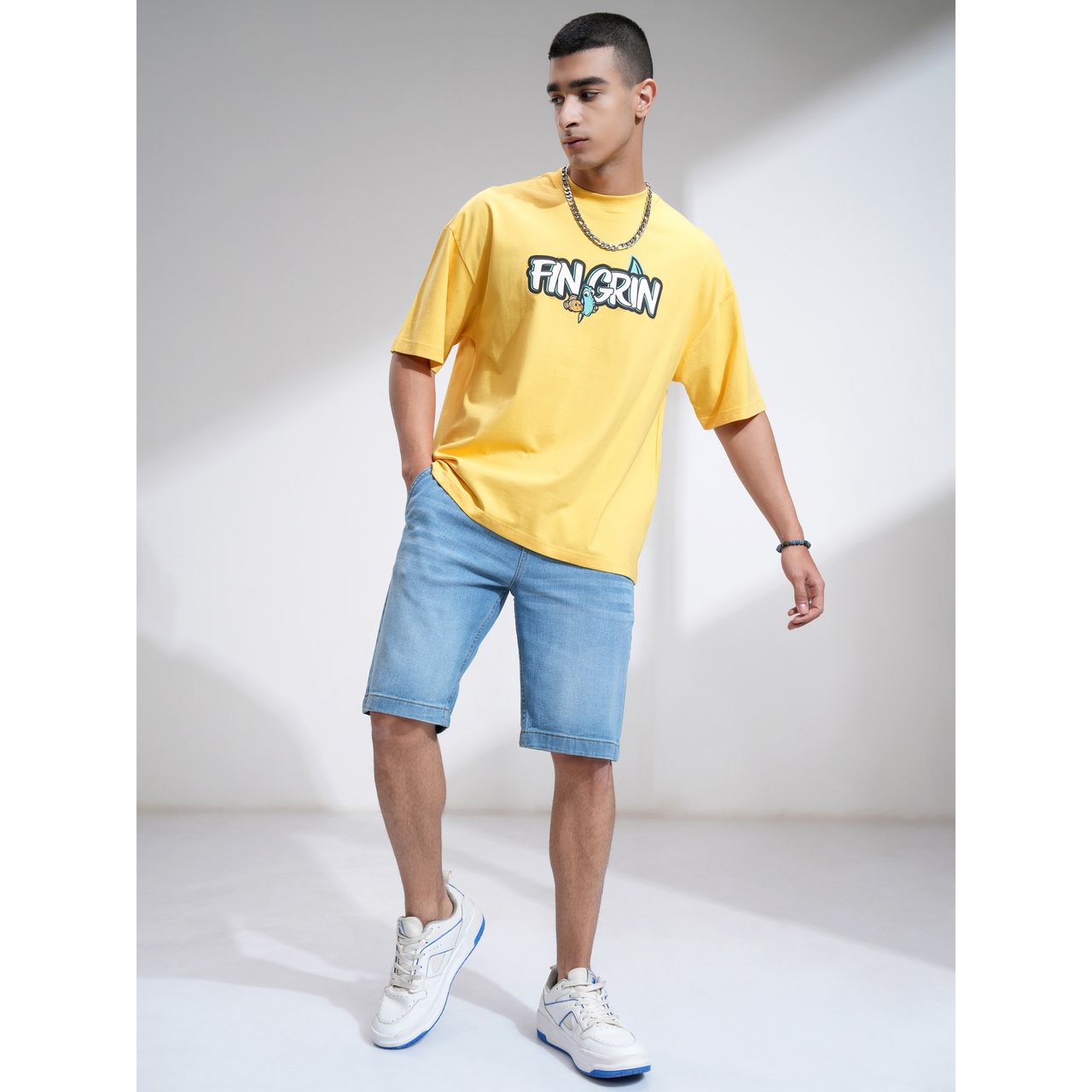 Highlander Men's Oversized Dropshoulder Round Neck T-shirt - Pixar Finding Nemo | Yellow | M