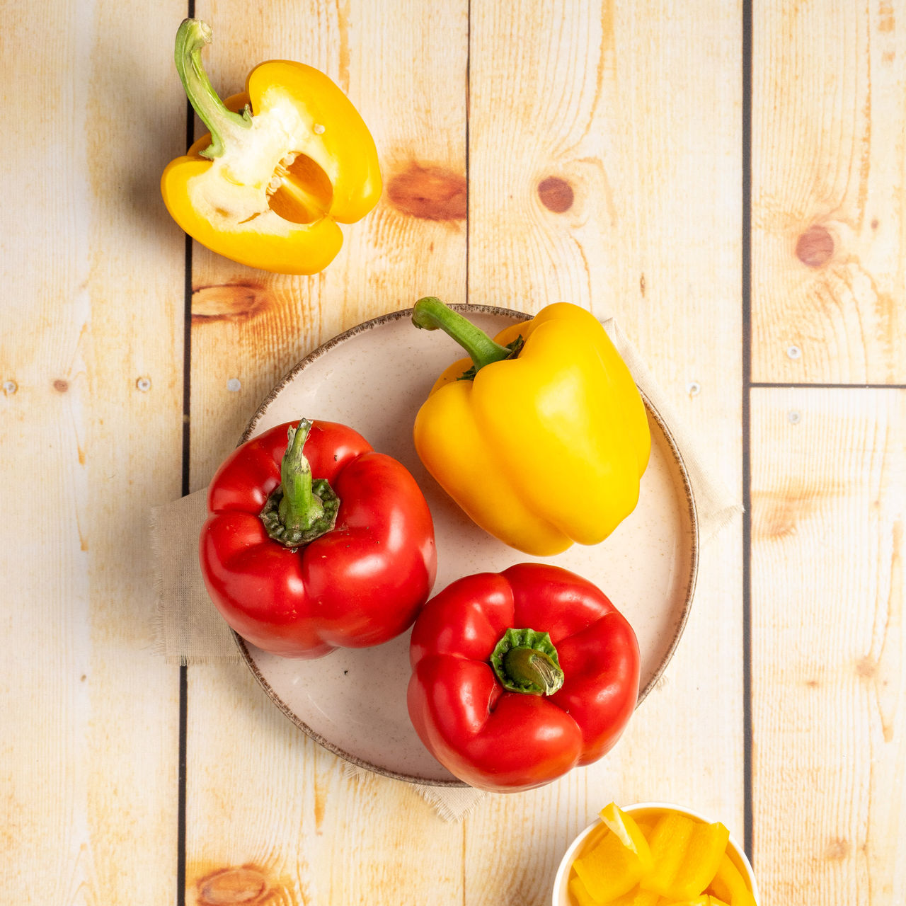 Capsicum Red & Yellow