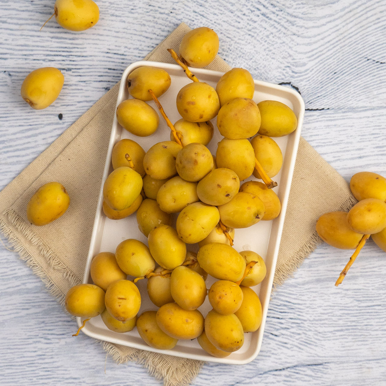 Fresh Dates Yellow