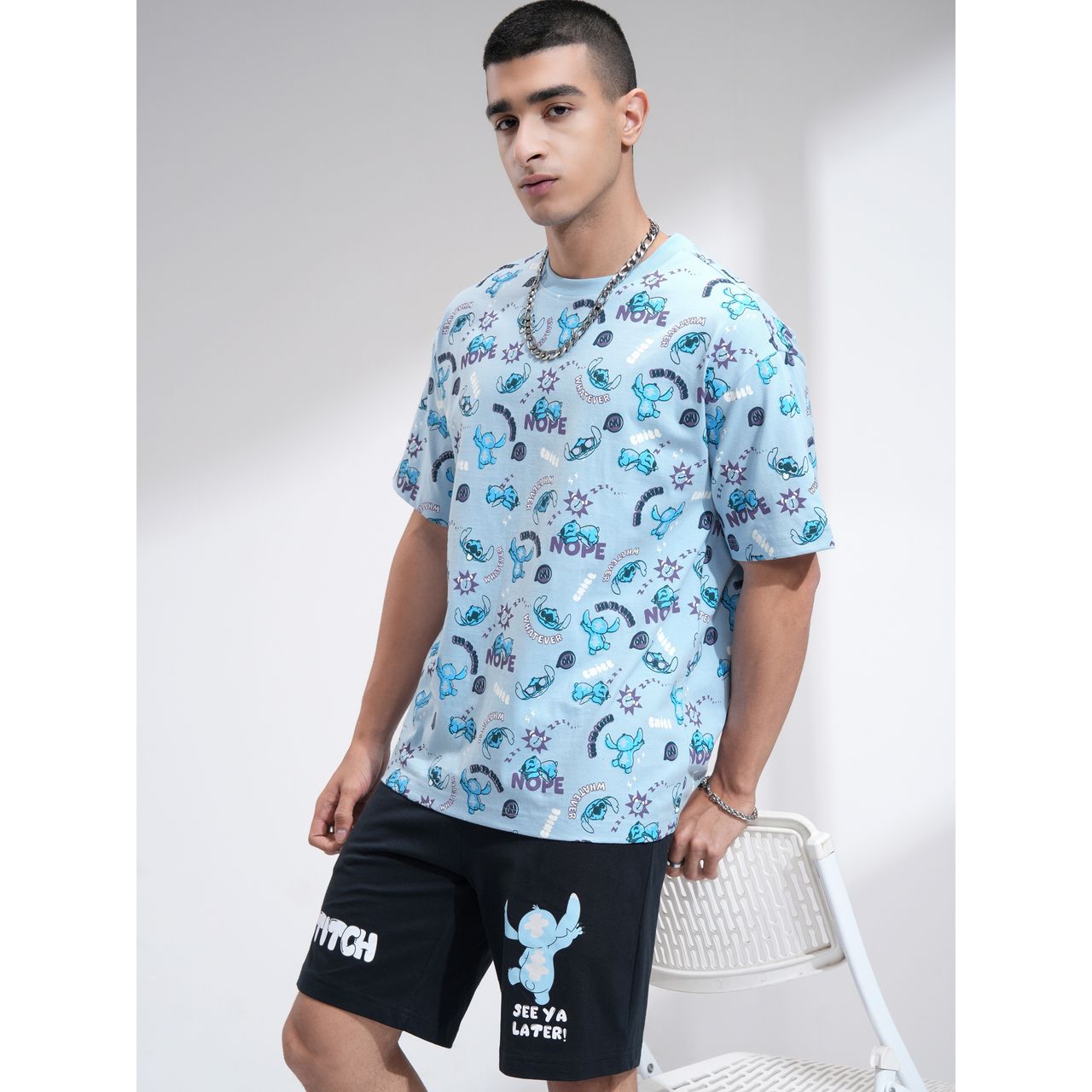 Highlander Men's Round Neck Relaxed T-shirt With Shorts - Disney | MultiColour | M
