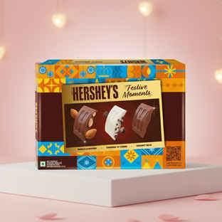 Hershey's Festive Moments Chocolate Bar - Buy at ₹331 Online
