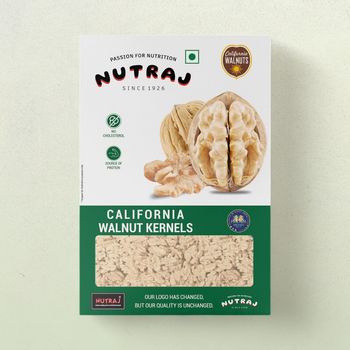 Nutraj California Walnut/Akhrot kernels Halves