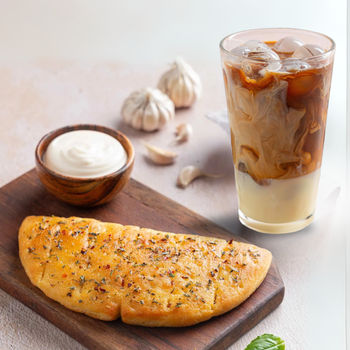Garlic Bread With Cheese Dip  & Vietnamese Cold Coffee combo