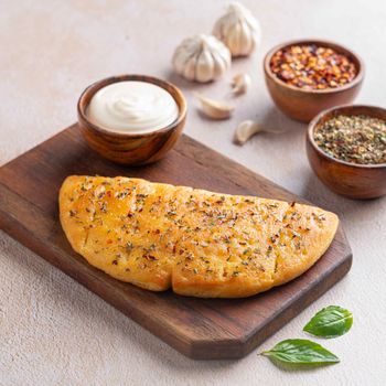 Garlic Bread with Cheese Dip
