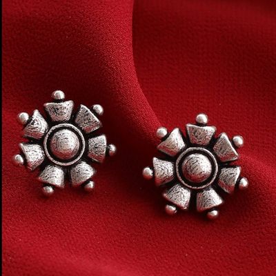Voylla Nayantara Floral Motif Stud Earrings