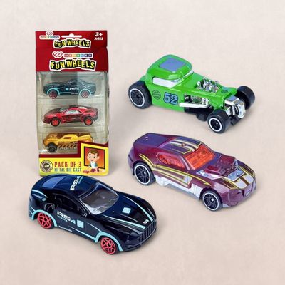 Wembley Free Wheel + Pull Back Metal Die Cast Metal X Racers Toy Car Vehicle Multicolor (Set Of 3)
