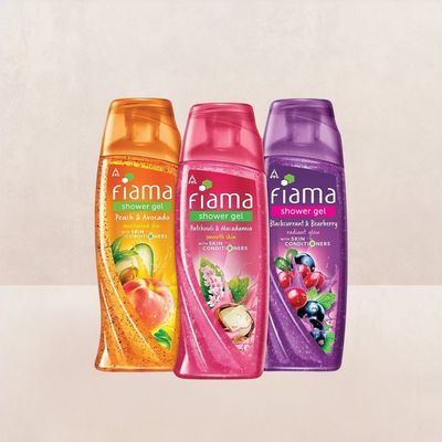 Fiama Shower Gel Blackcurrant & Bearberry Shower Gel Peach & Avocado Shower Gel Lemongrass & Jojoba