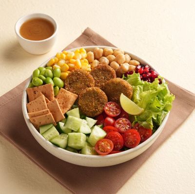 Mediterranean Falafel Salad