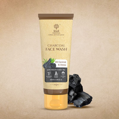Khadi Essentials Activated Charcoal Face Wash for Oily Skin, Detox & Pollution with Aloe Vera