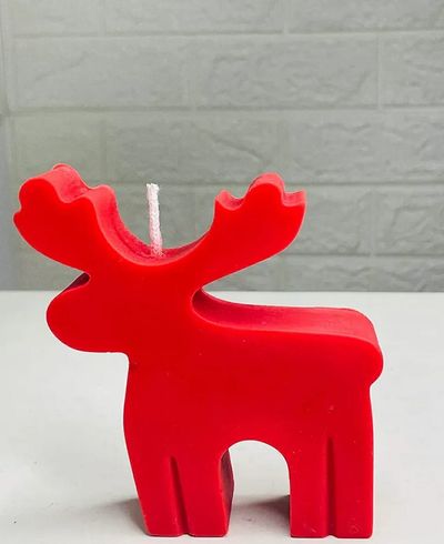 Hola Candles Reindeer Candle Assorted Colours - Mild Lavender