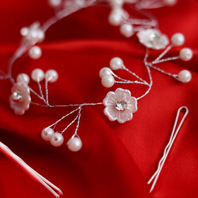 Oye Happy Designer Hair Accessory