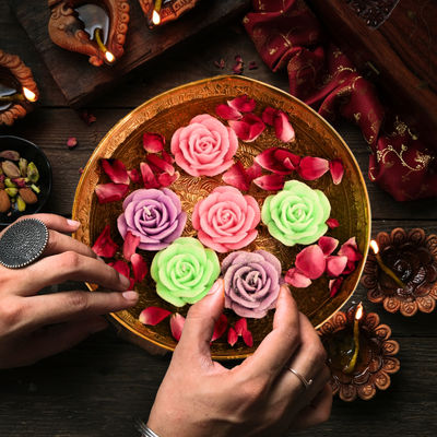 Walton Floating Wax Candles Set | 2.5 Hour Burn Time