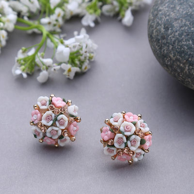 Sohi Pink White Floral Studs Earrings