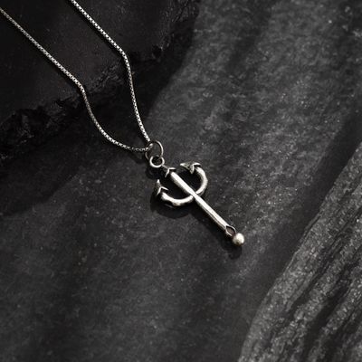 Giva Oxidised Silver Trident Pendant With Box Chain For Him