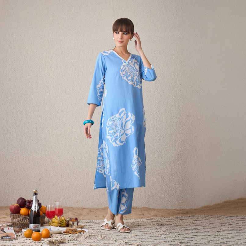 Indo Era Women's Pure Cotton Floral Printed Kurta & Pant Set | Blue - L Indo Era Women's Pure Cotton Floral Printed Kurta & Pant Set | Blue - L