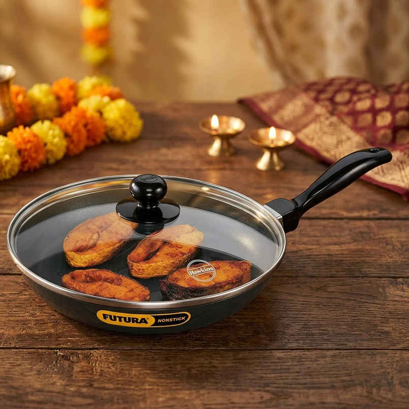 Hawkins Futura 24 Cm Frying Pan, Non Stick Fry Pan With Glass Lid, Frypan, Black | Cooking Pan