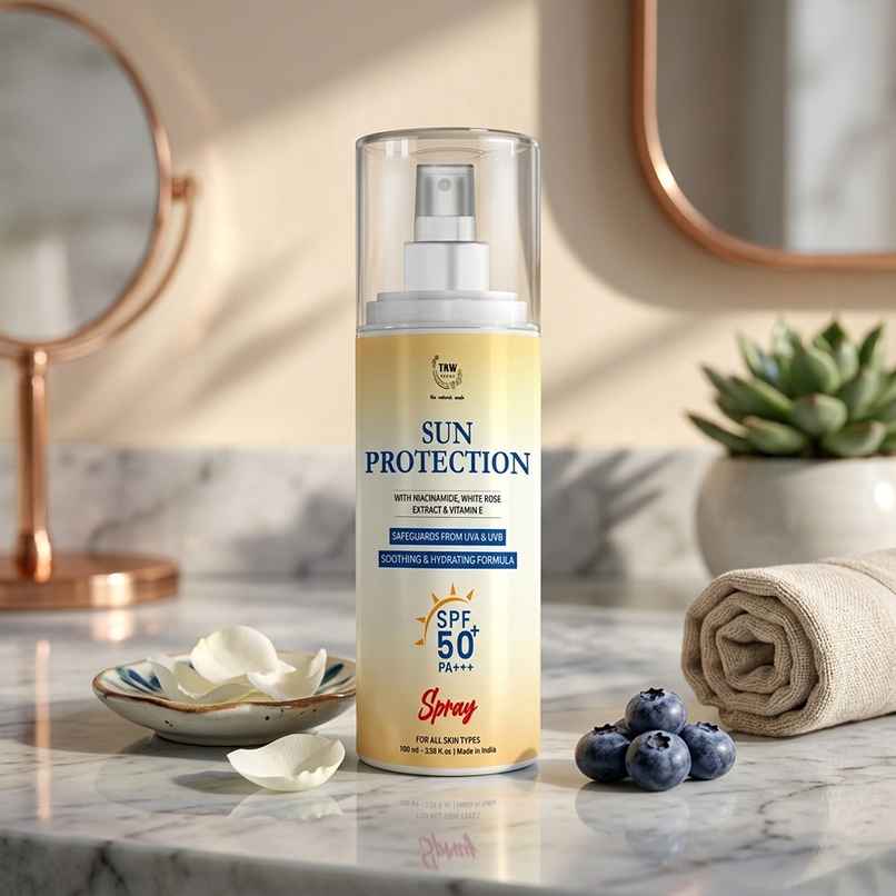 TNW The Natural Wash Sun Protection Sunscreen Spray SPF 50+ PA+++ Spray TNW The Natural Wash Sun Protection Sunscreen Spray SPF 50+ PA+++ Spray