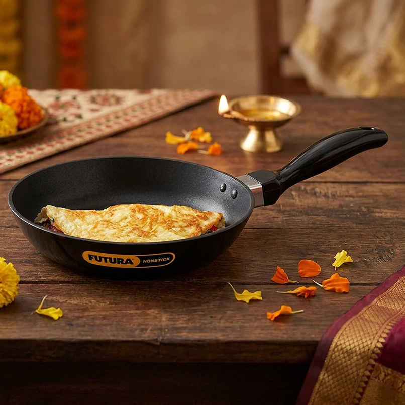 Hawkins Futura 20 Cm Frying Pan Non Stick Fry Pan Small Pan - Black | Cooking Pan