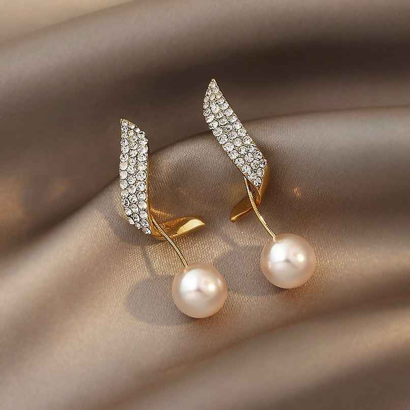 Shining Diva Fashion Latest Stylish Gold Plated Pearl Drop Earrings for Women and Girls | 14729er Shining Diva Fashion Latest Stylish Gold Plated Pearl Drop Earrings for Women and Girls | 14729er