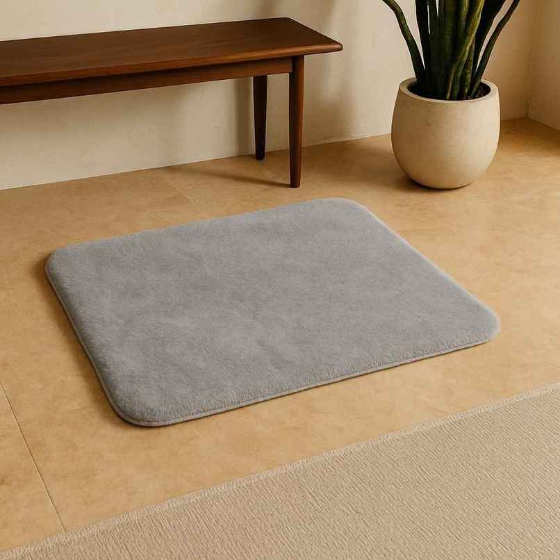 Elegant Weavers Anti- Skid Furry Door Mat | 38 x 58 cm | Grey Elegant Weavers Anti- Skid Furry Door Mat | 38 x 58 cm | Grey