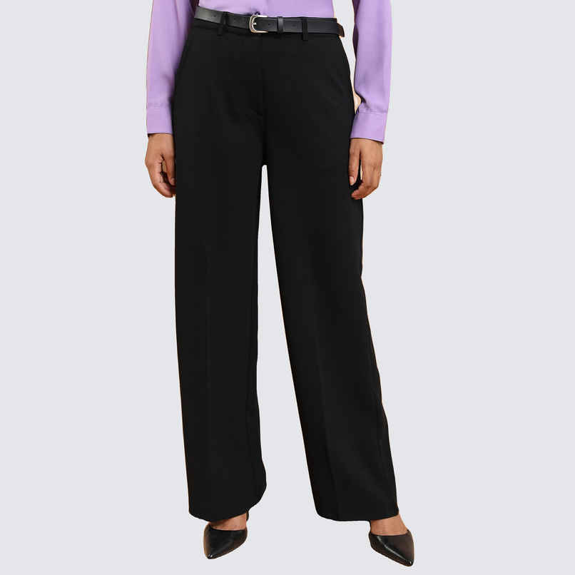 Tokyo Talkies Women's Flared Parallel Trouser | Black - 32