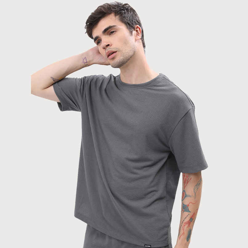 HIGHLANDER Men's Popcorn Structured Oversized T-shirt | Grey - XL HIGHLANDER Men's Popcorn Structured Oversized T-shirt | Grey - XL