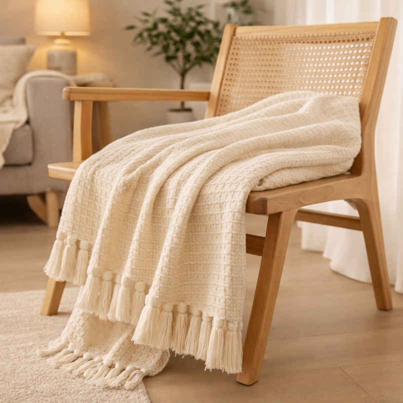 Elegant Weavers Cream Throw Elegant Weavers Cream Throw