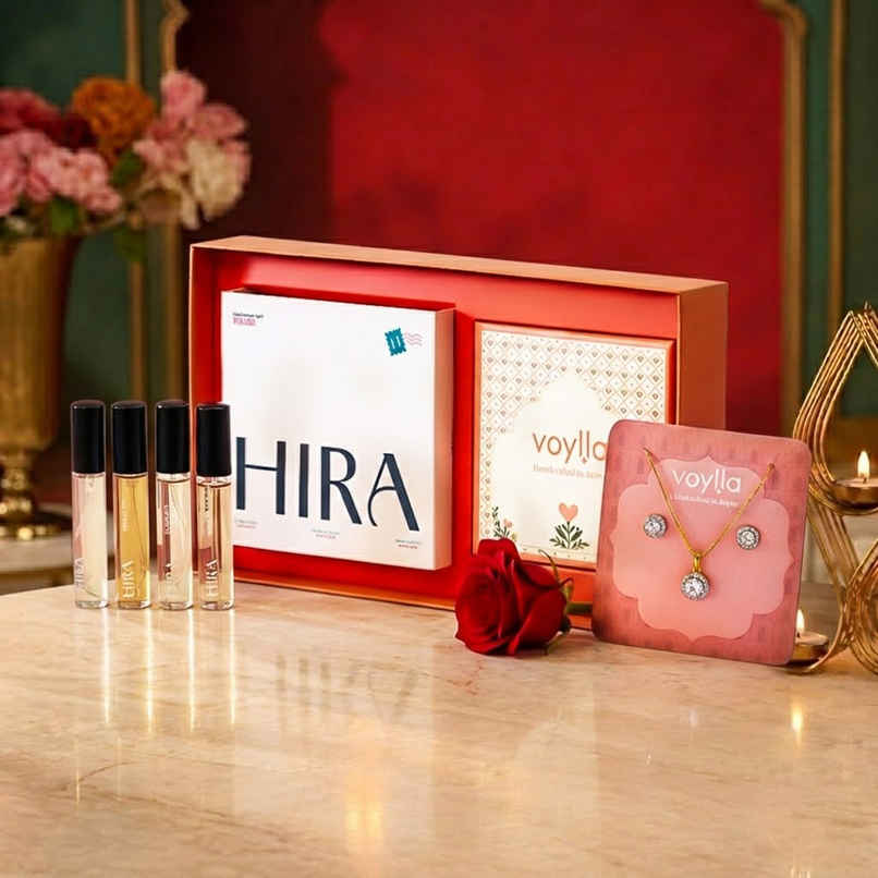 HIRA x VOYLLA Perfume Gift (50ml) | Jewellery & Fragrance Gift for Women HIRA x VOYLLA Perfume Gift (50ml) | Jewellery & Fragrance Gift for Women