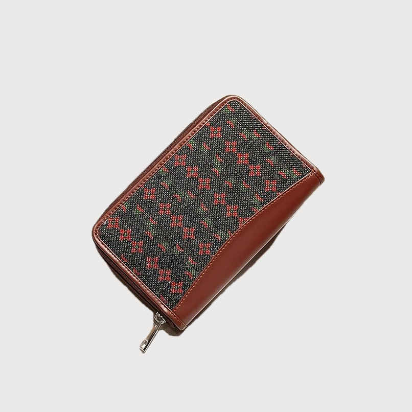 ZOUK Shobha Niwas Lotus Motif Chain Wallet (CFC)