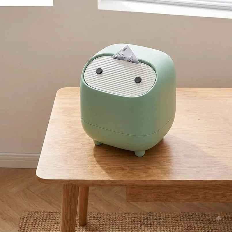 House of Quirk Mini Trash Can with Lid | Cute Ninja Desktop Dustbin | Green House of Quirk Mini Trash Can with Lid | Cute Ninja Desktop Dustbin | Green