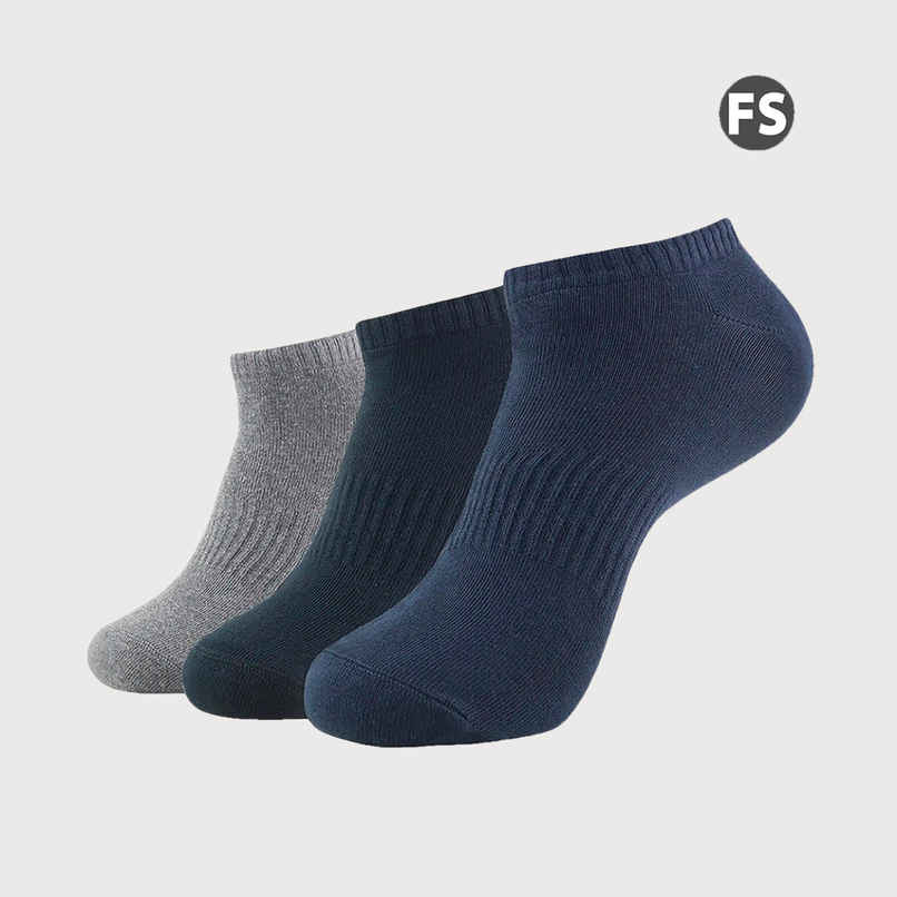 Jockey Men's Solid Cotton Low Show Socks | Assorted - Free Size