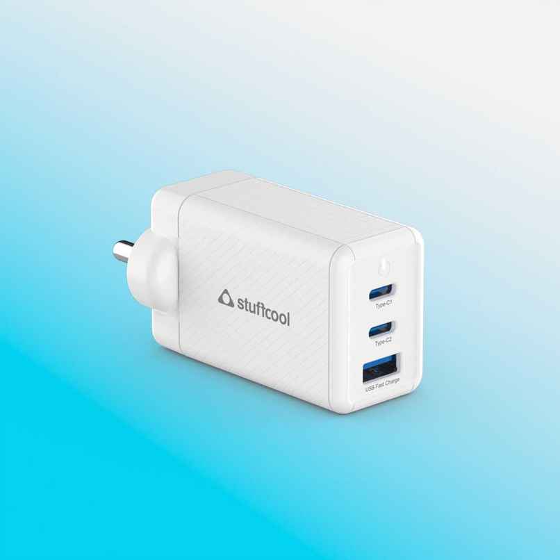 Stuffcool Nova 65W GaN Charger