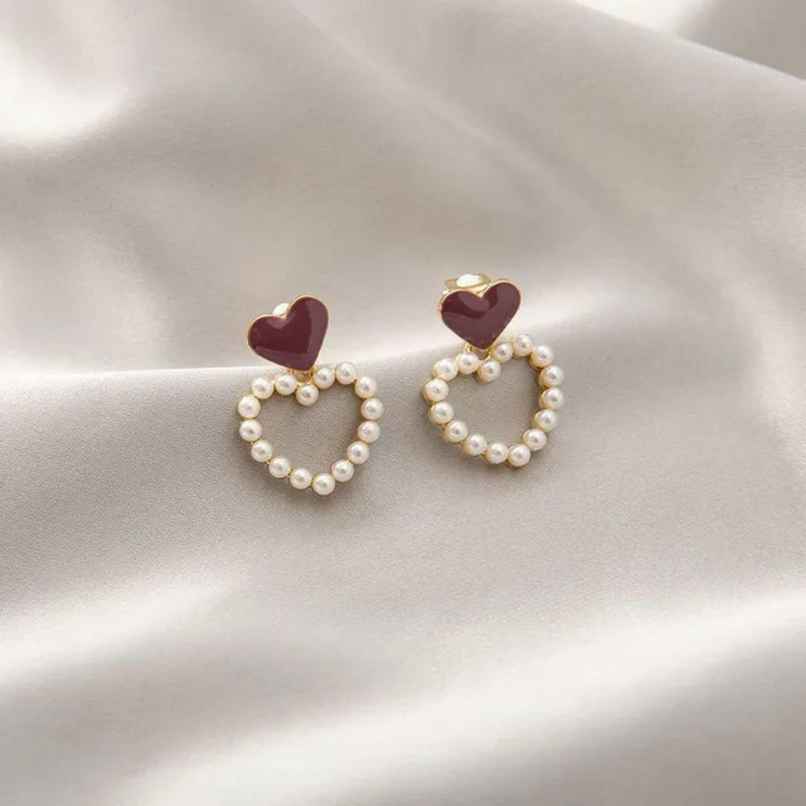 Estailo Fashion A Pearl Of Wisdom Heart Earrings | E0001124 | White