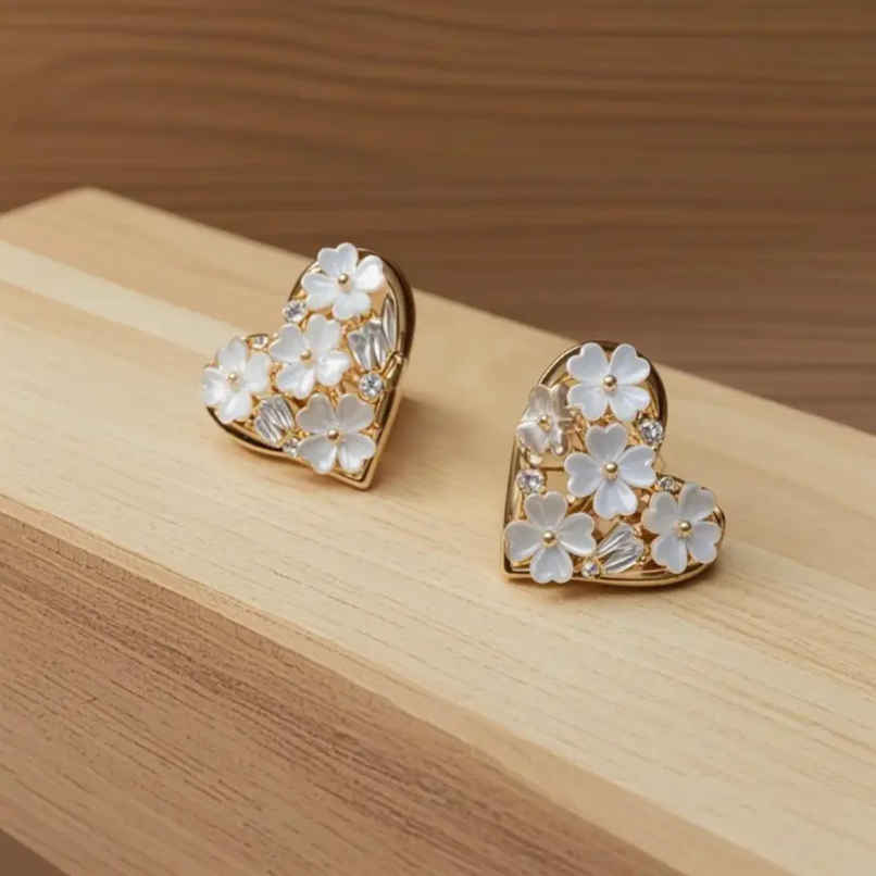 Beautynx Floral Frost Heart Earrings | Gold | BNX-EAR-0077