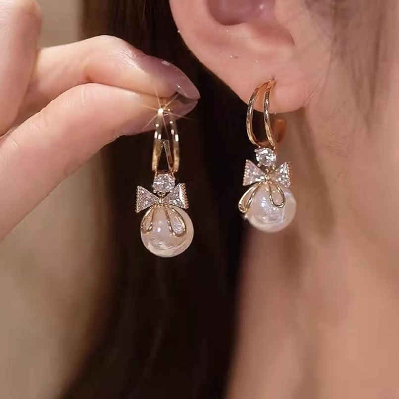 Beautynx Crystal Angel Pearl Earrings | BNX-EAR-0037 - Gold