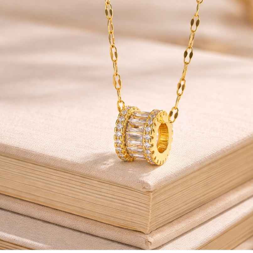 Beautynx Pave Crystal Cylinder Necklace | Gold | BNX-NK-0025 Beautynx Pave Crystal Cylinder Necklace | Gold | BNX-NK-0025